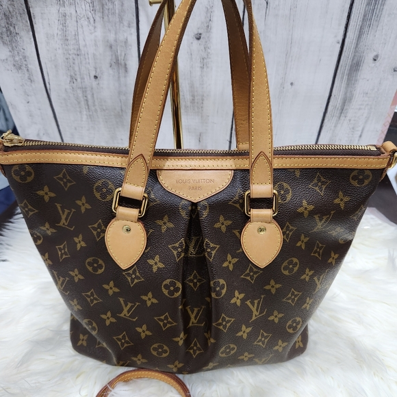 Louis Vuitton Palermo PM - Picture 3 of 14